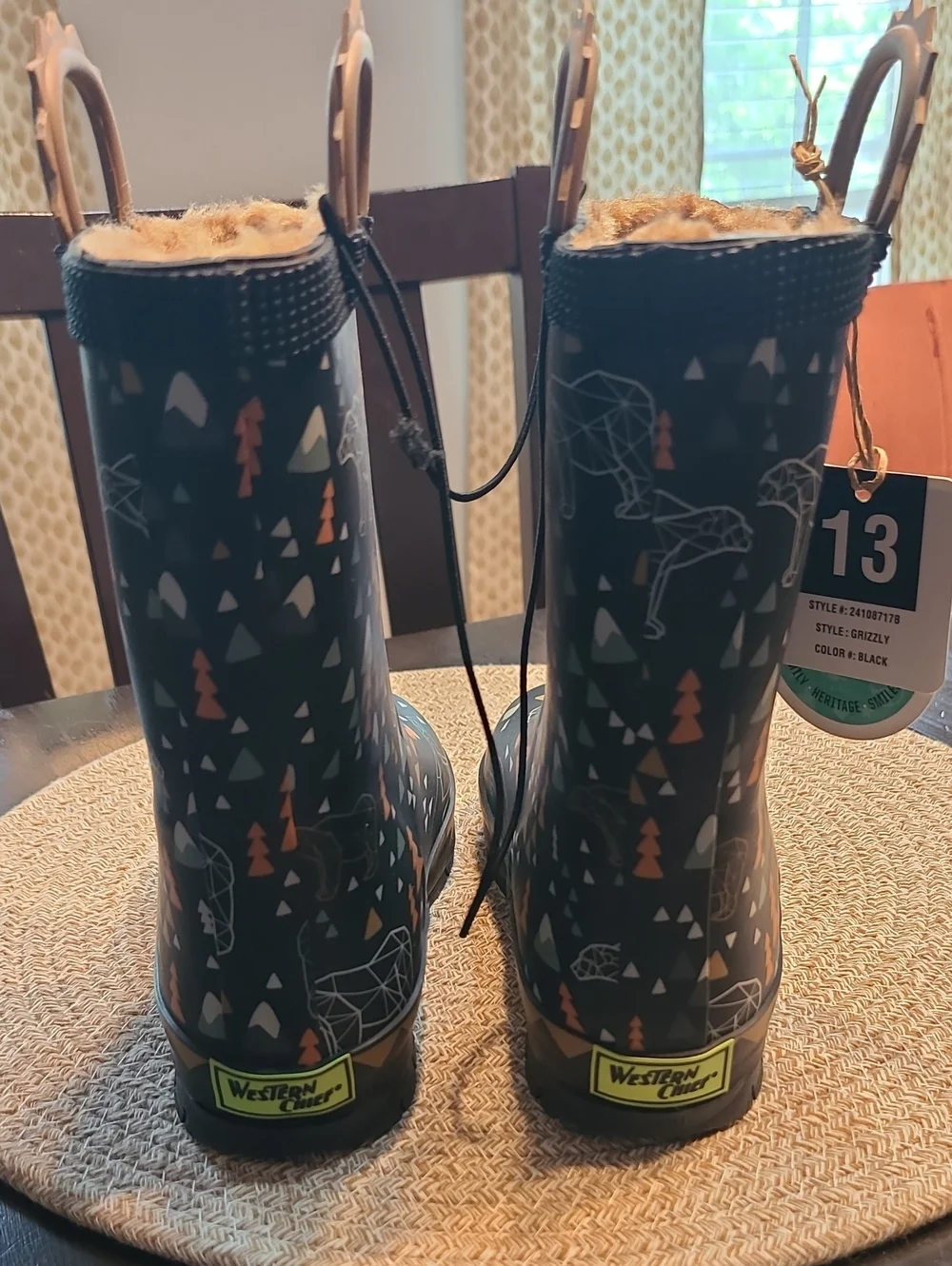 Western Chief NWT Grizzly Faux Fur Waterproof Rain Boots Black/Orange Size 13